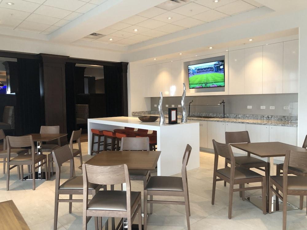Hilton Garden Inn Denver/Thornton Kültér fotó